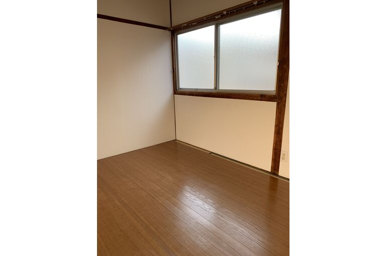 B7F7E1B9-5FA3-46B7-A9D5-BD58CB078ABF